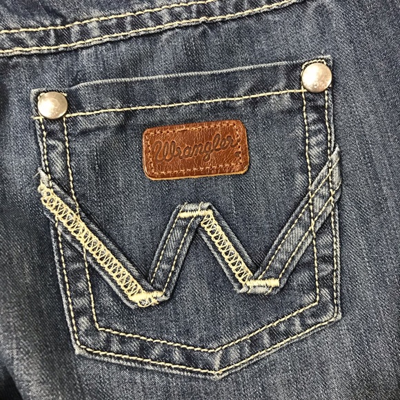 NWT Wrangler Mae Bootcut Denim Jeans 3/4 5/6 - Picture 5 of 6
